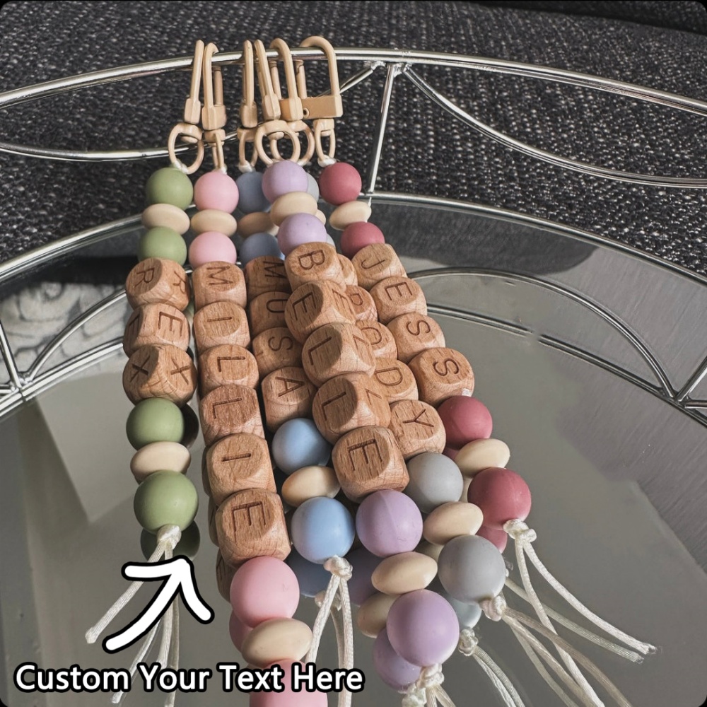 Event Suppliers - พวงกุญแจแบบกำหนดเอง - 1PC ลูกปัดไม้บีชส่วนบุคคลตัวอักษรเลเซอร์แกะสลัก DIY อุปกรณ์เสริมสำหรับใช้ประจำวัน,