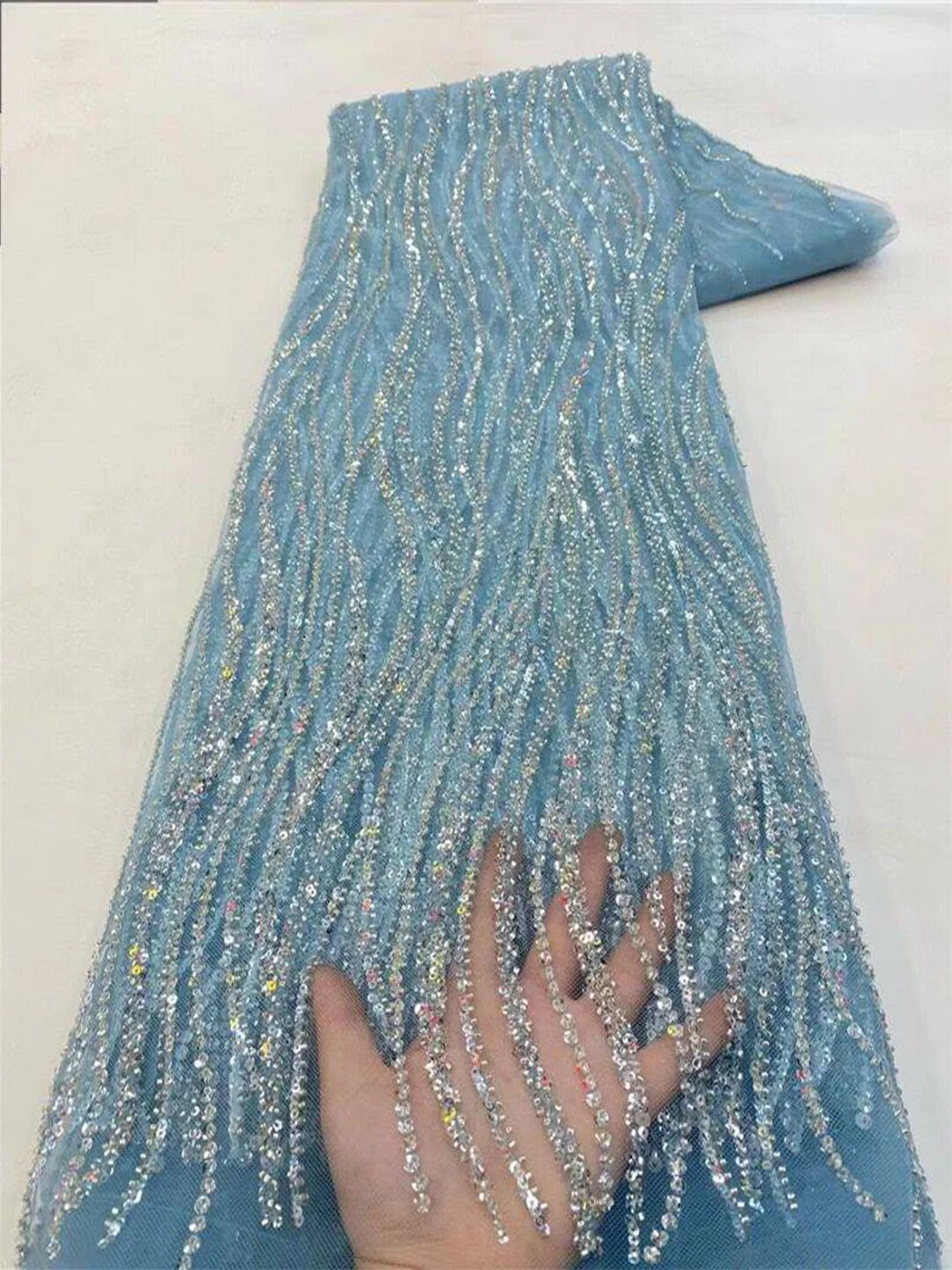 Glitter Tablecloth - ผ้าตาข่ายปักลายแอฟริกาสีทอง ประดับด้วยลูกปัดหรูหราและเลื่อมคุณภาพสูง สำหรับตัดเย็บชุดราตรี